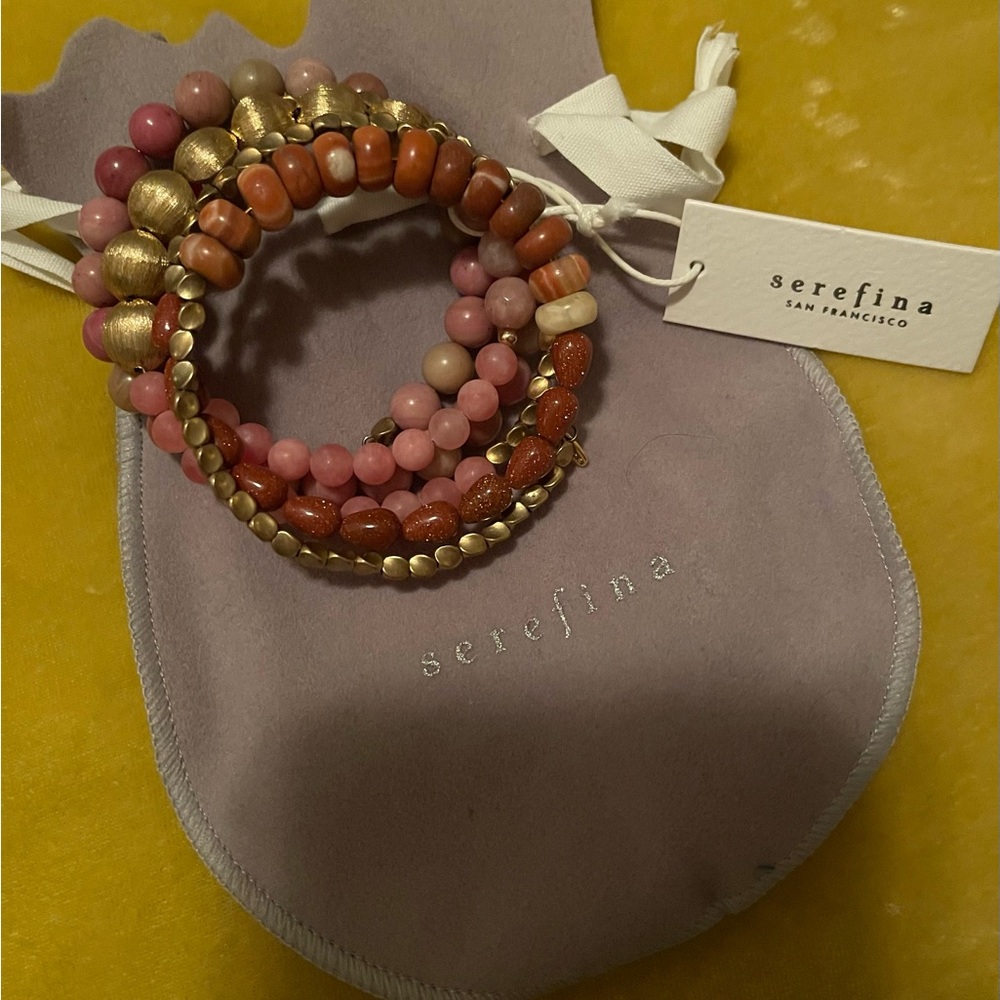 💚💚💚NWT serefina bracelet